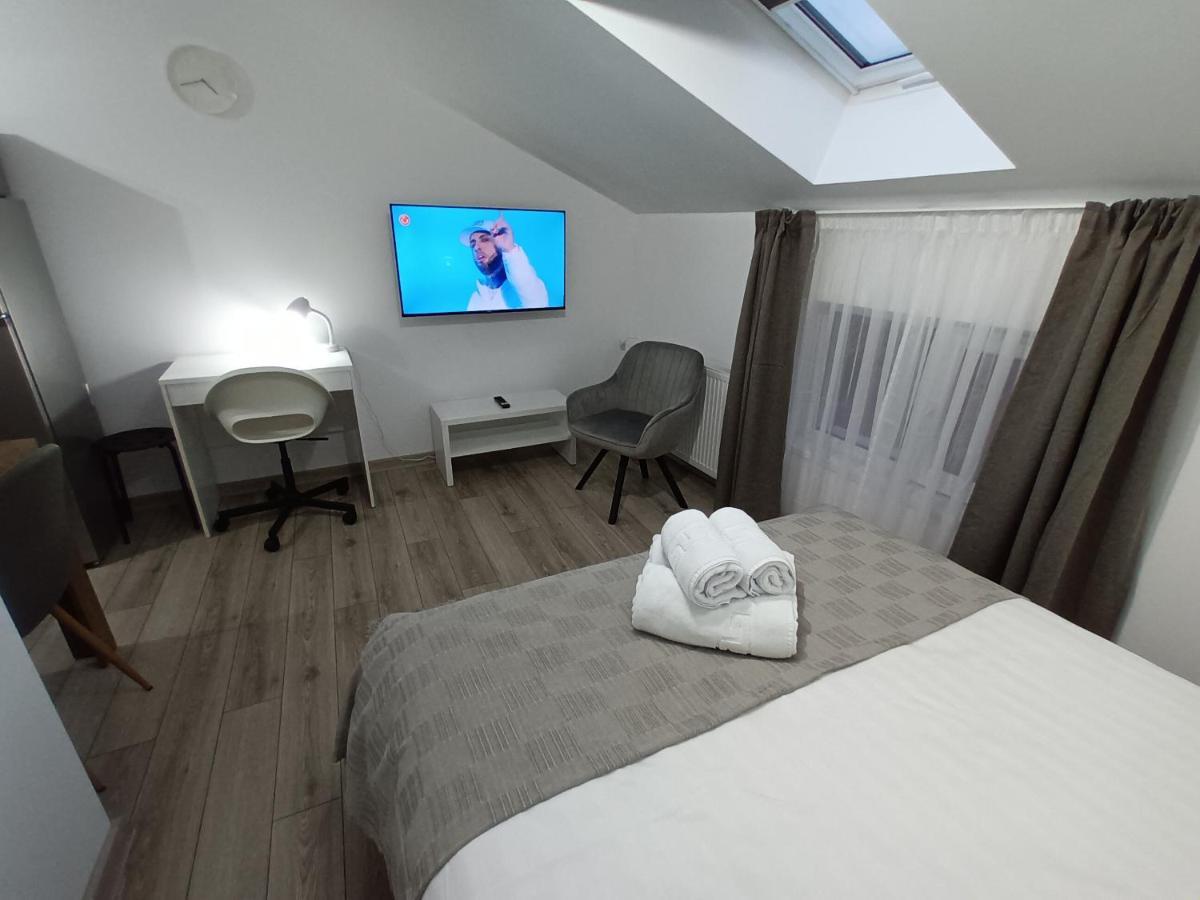 Old Town Studio Apartments Baia Mare Exterior photo